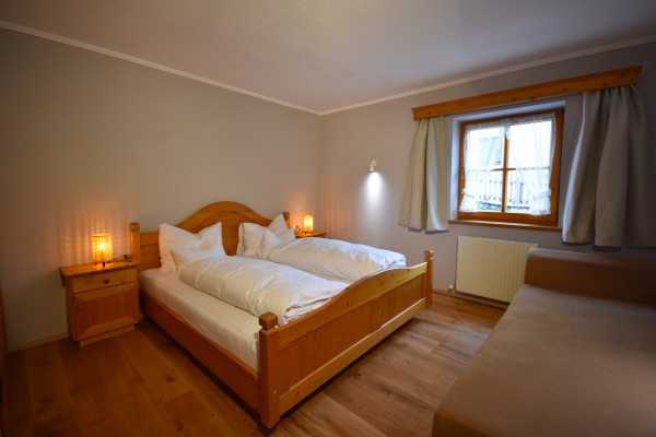 Schlafzimmer 2, Malfon